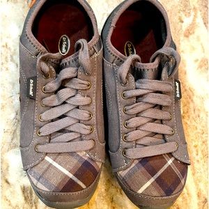 Dr. Scholl’s Gray/Plaid Shoes 6.5
